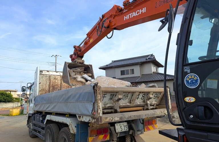 未経験者でも安心！ダンプ運転手からスタートする水道工事のキャリア形成