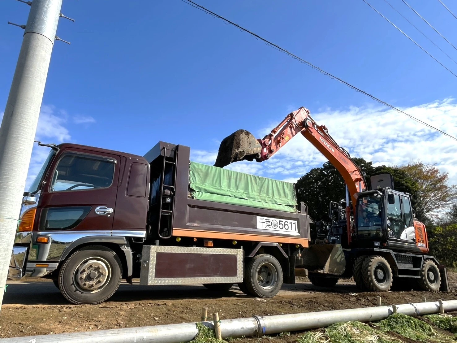 手に職を！ダンプ運転手として挑む水道工事の現場